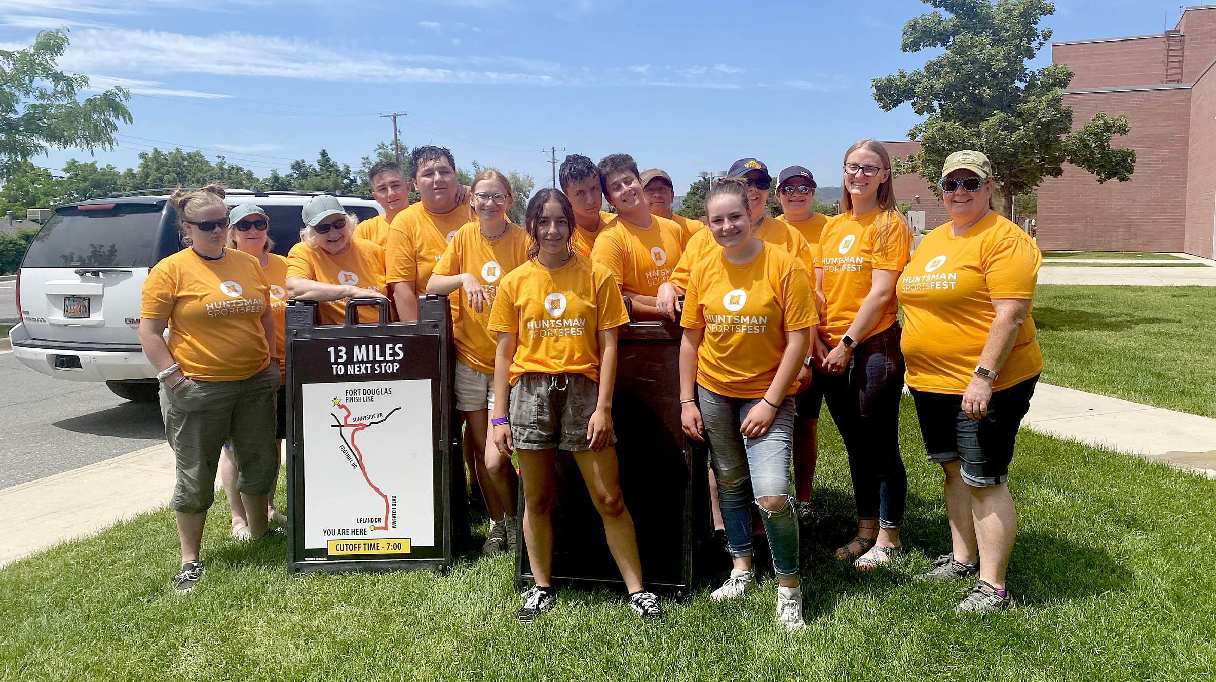 Heather Arauzo with a youth group volunteering at SportsFest.