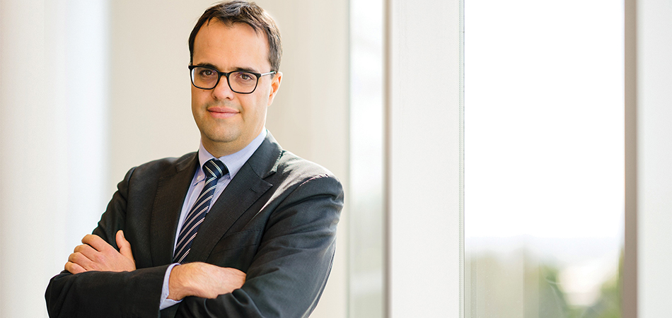 Steffen Schmitz-Valckenberg, MD