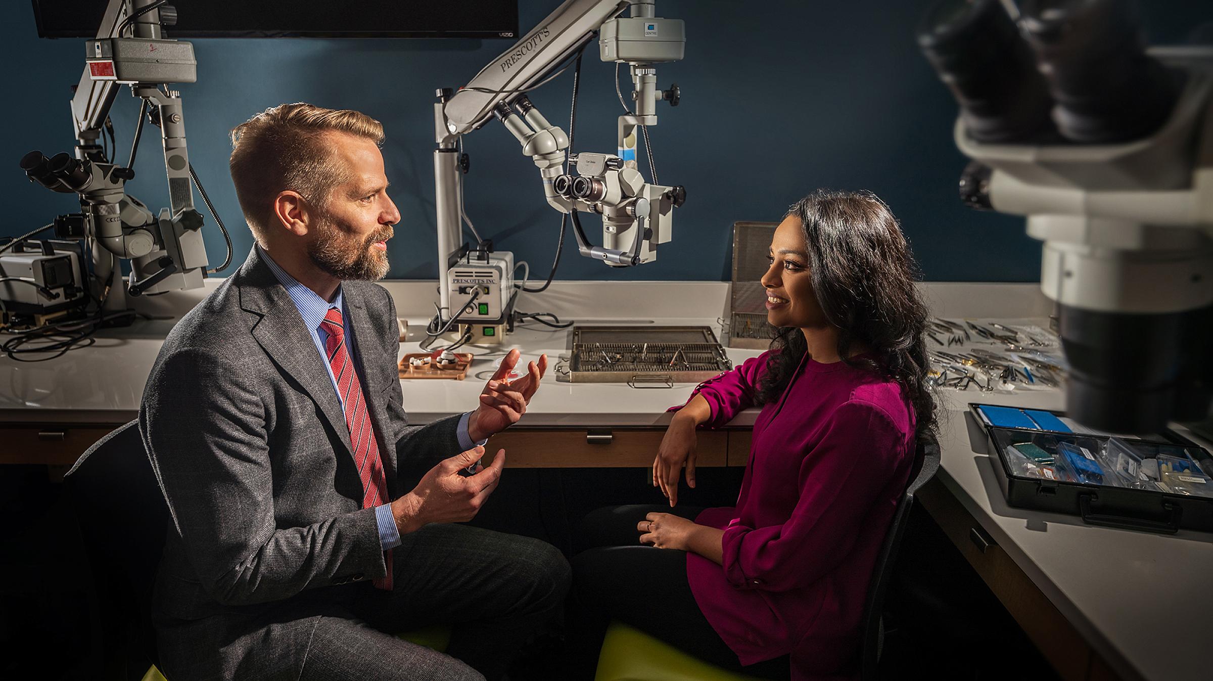 Vice Chair of Education Jeff Pettey, MD, speaks with resident Abigail Jebaraj, MD, in the Moran wet lab.
