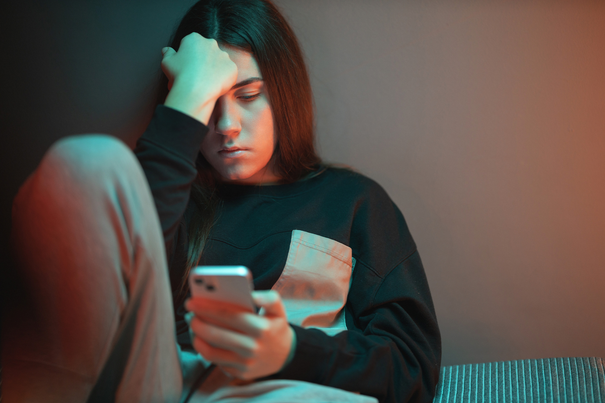 How to Tell If Your Child Is Burned Out by Social Media