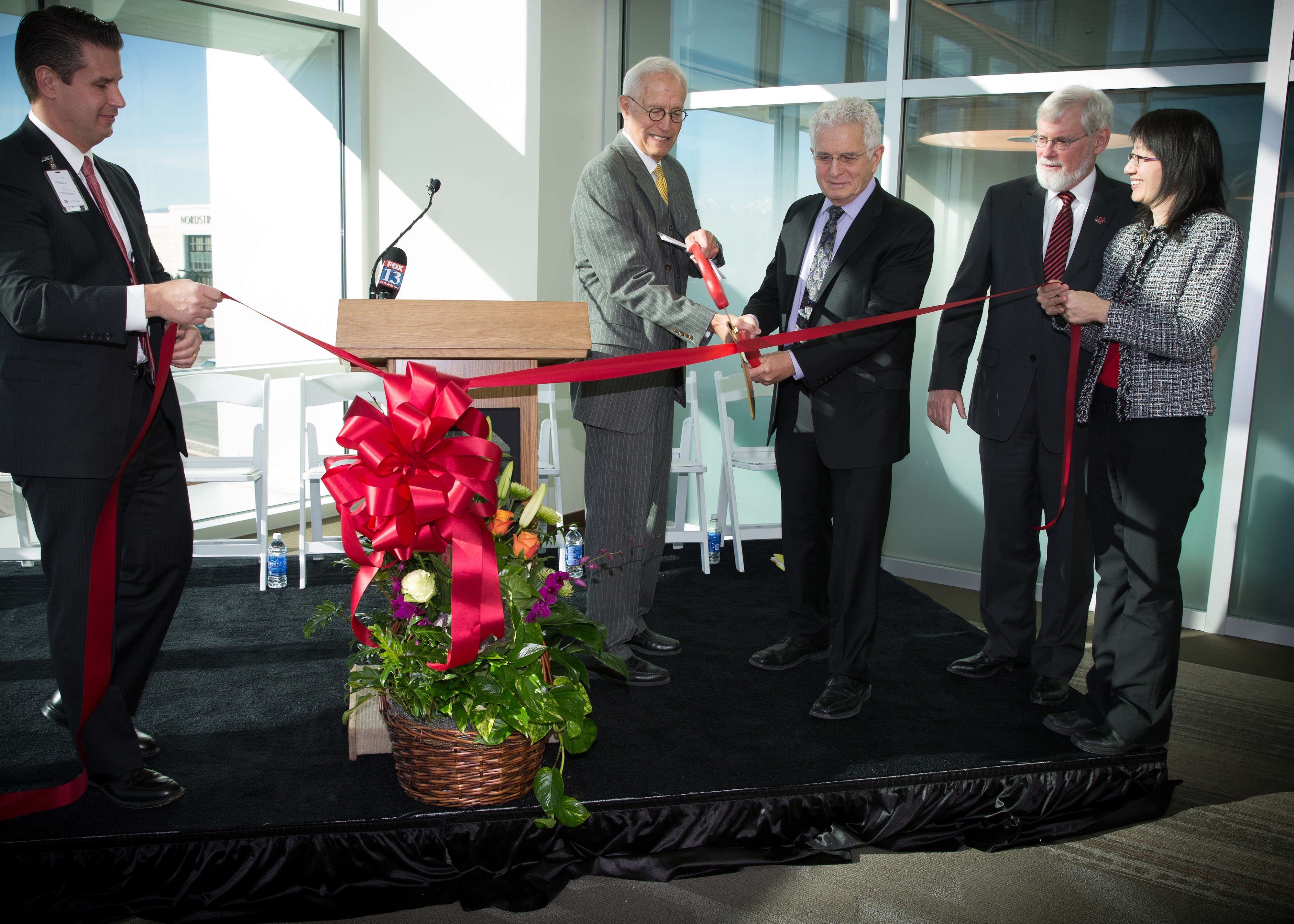 Midvalley Health Center 2015 ribbon cutting