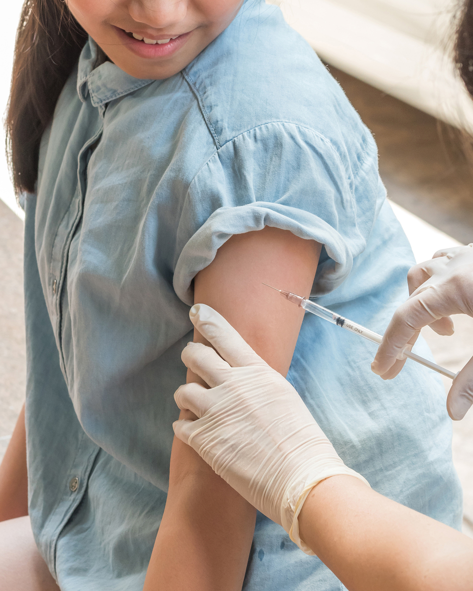 Managing Your Allergies Beyond Sprays and Pills