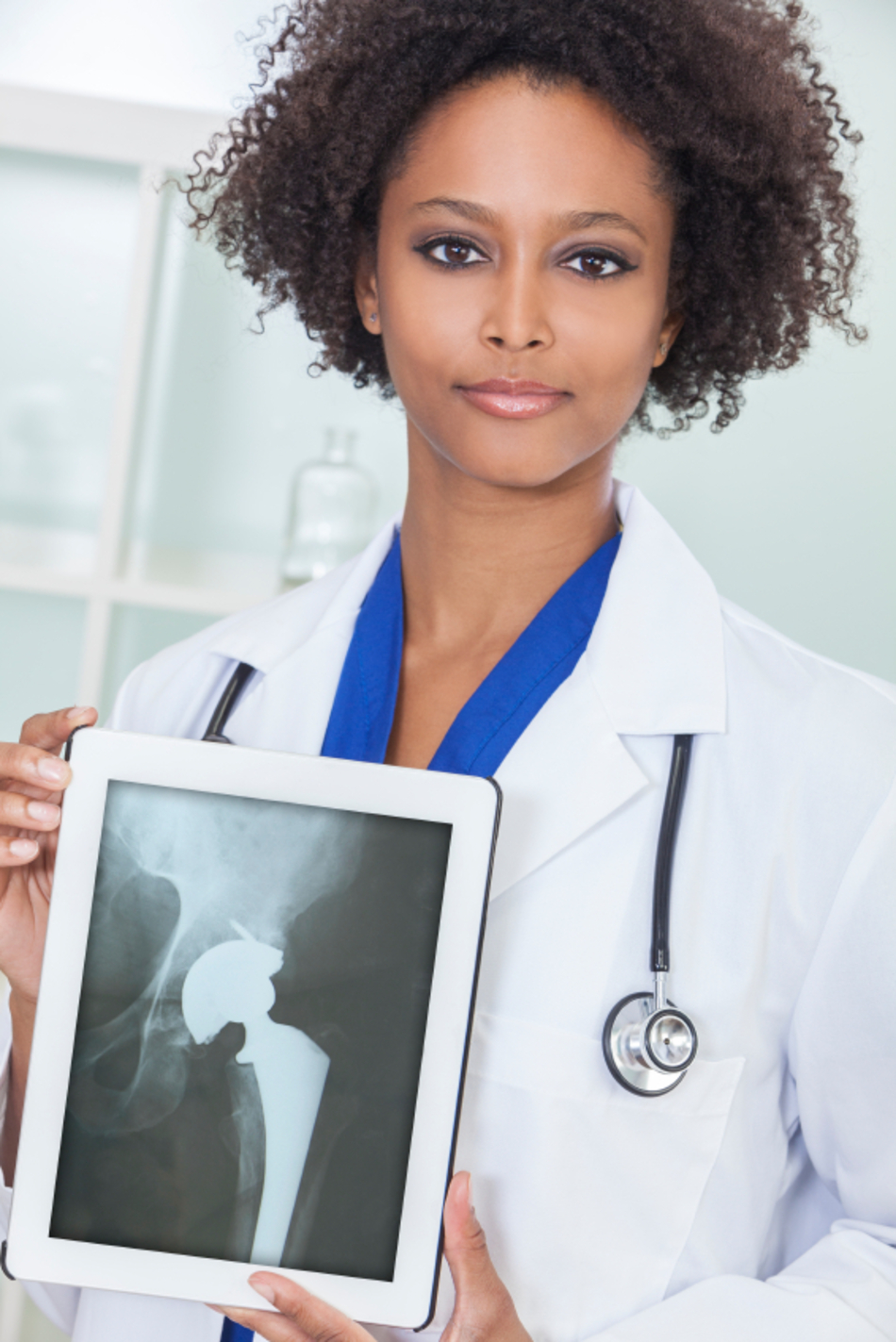 Differences and Similarities Between Knee and Hip Replacement Surgeries