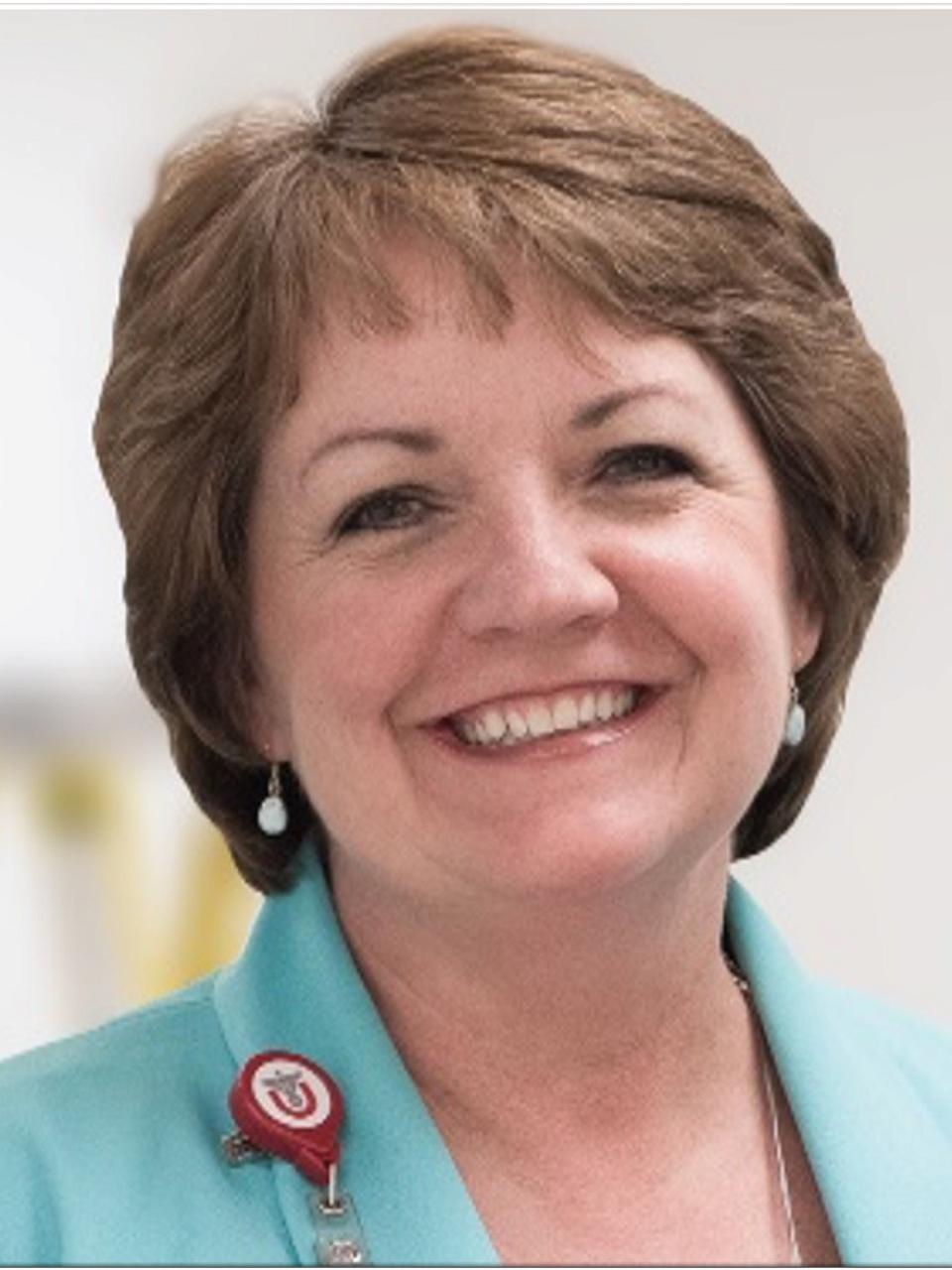 Julia Beynon, MHI, RN