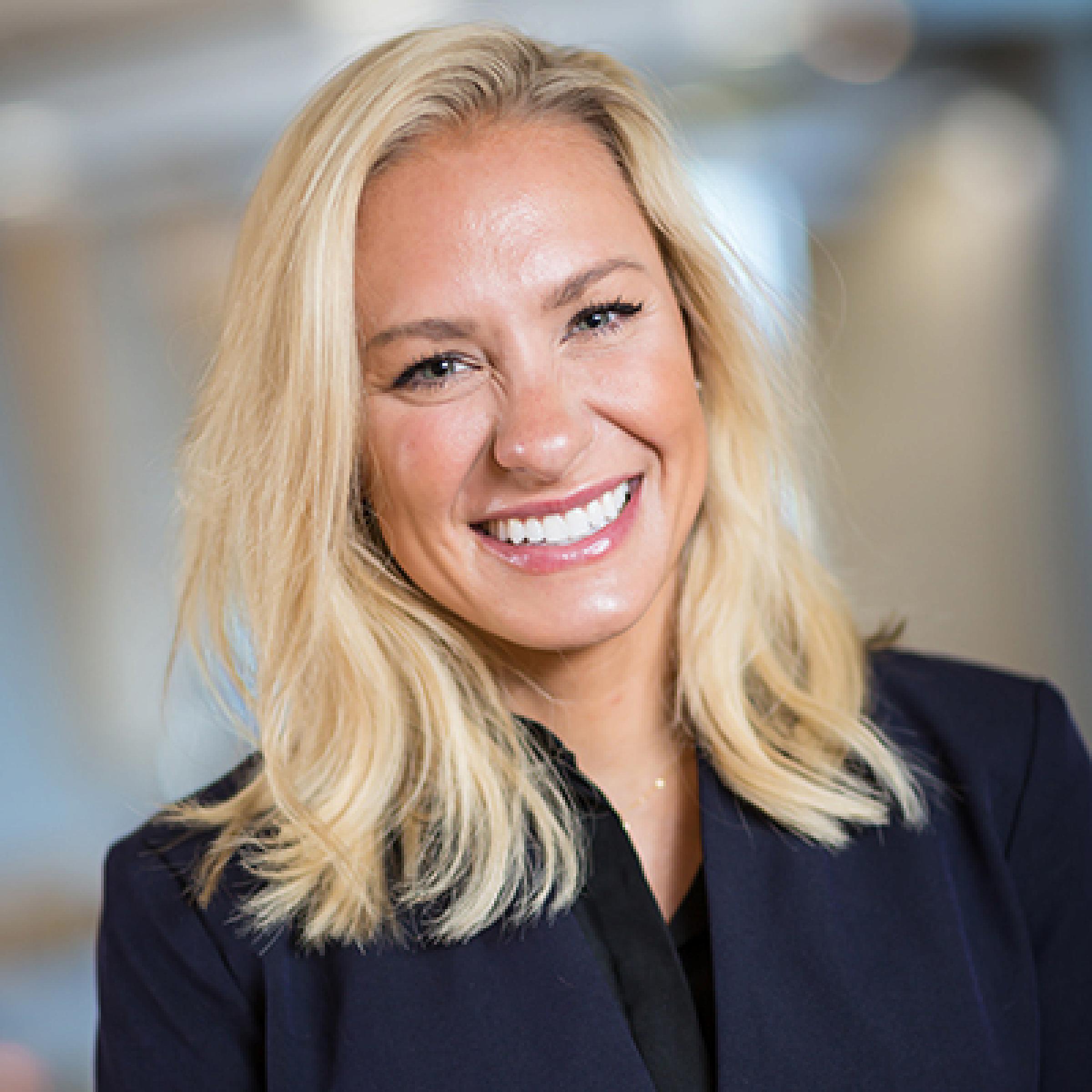Anna Rogers