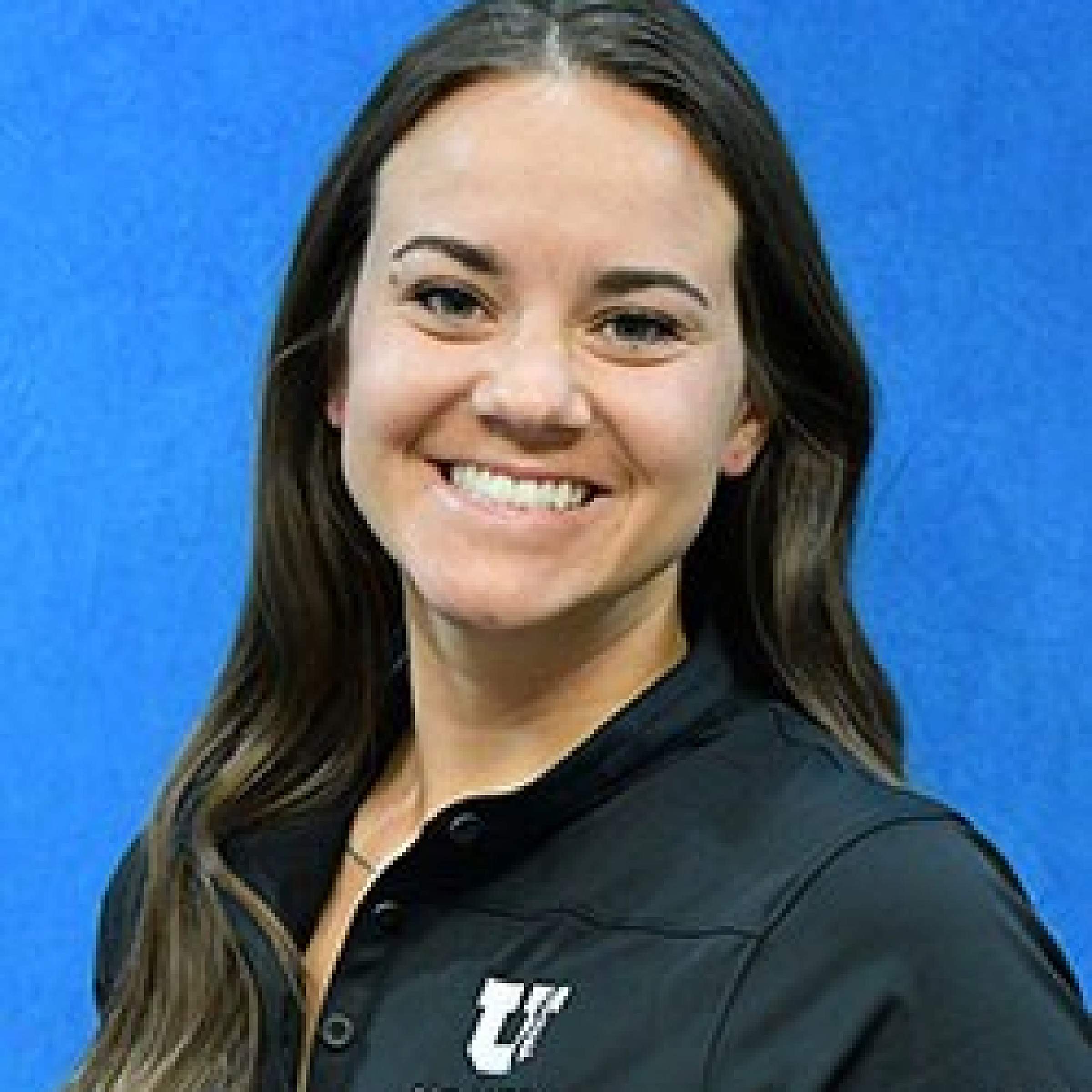 Kenlynn Carter Athletic trainer (headshot)