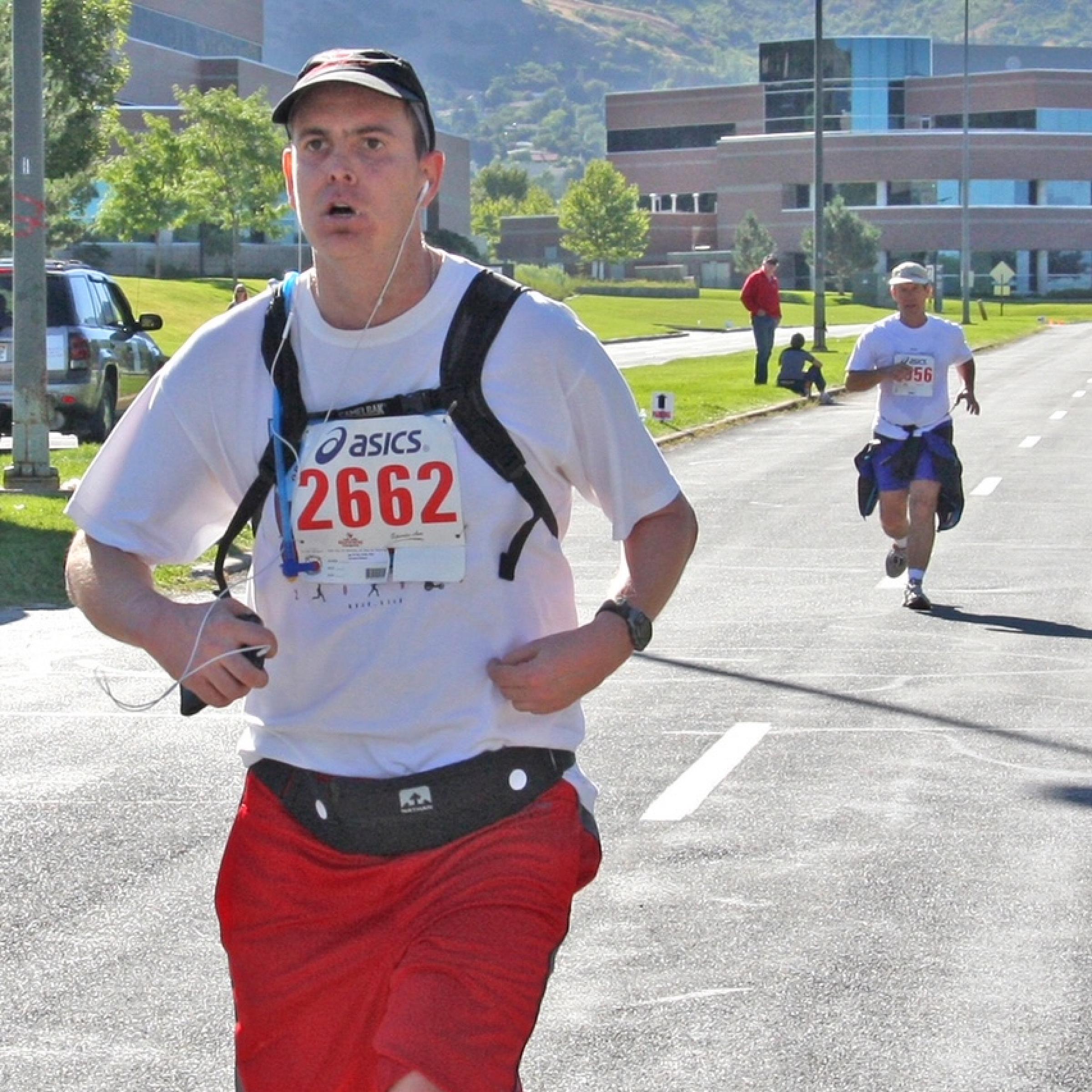 Mike McFarland competing in his goal marathon